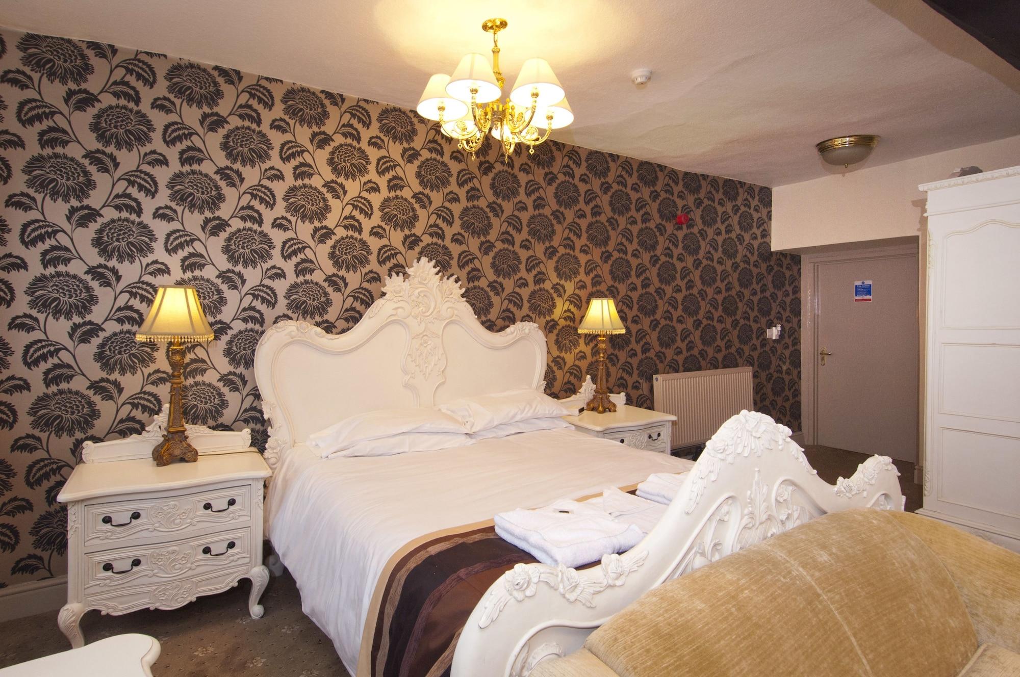 The Old Crown Coaching Inn Swindon Dış mekan fotoğraf