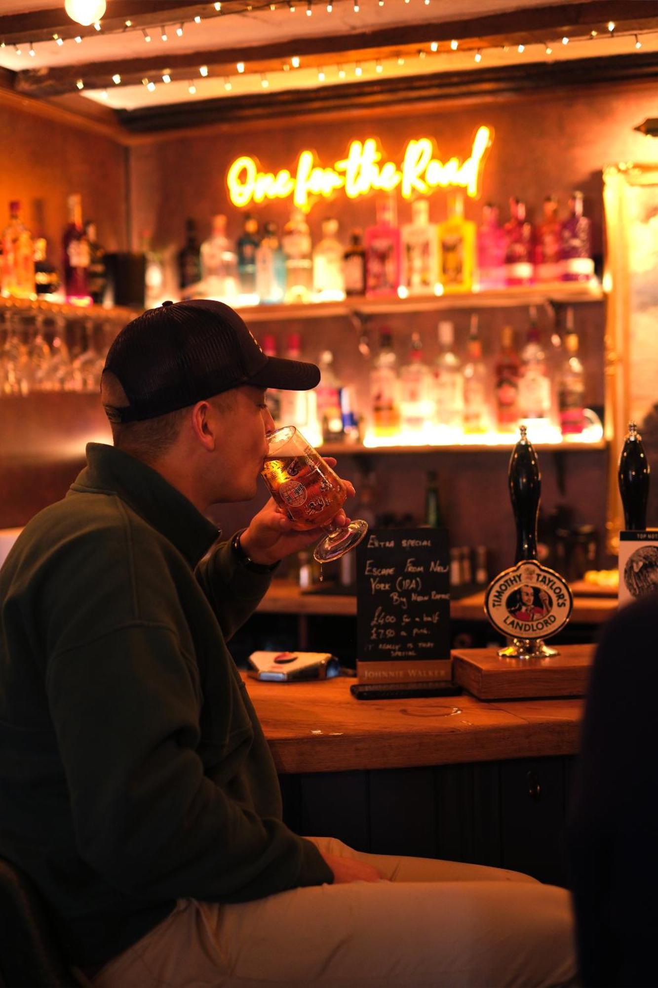 The Old Crown Coaching Inn Swindon Dış mekan fotoğraf